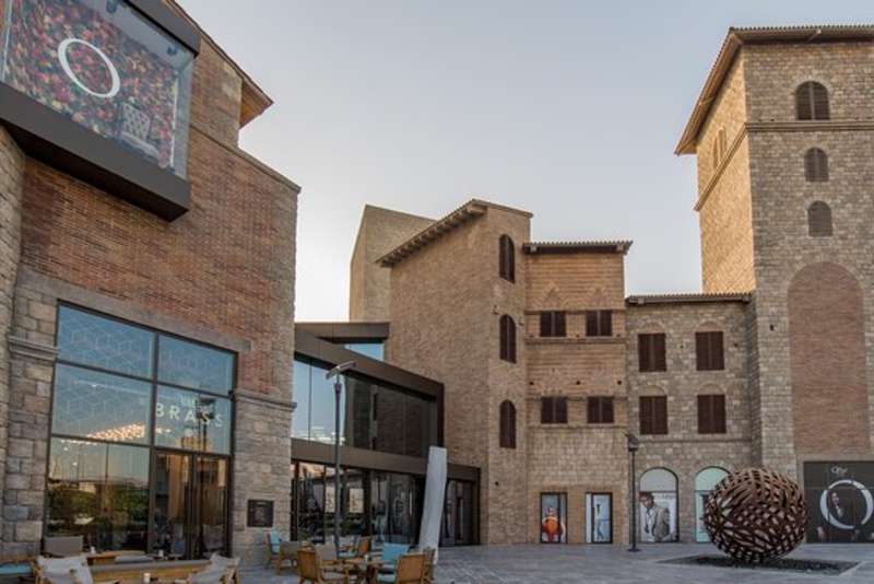 the-outlet-village Dubai